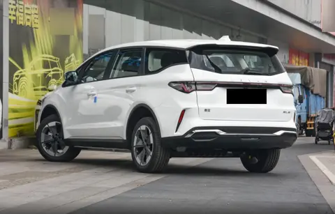 可选5座布局，紧凑型MPV定位，26款睿蓝8上市